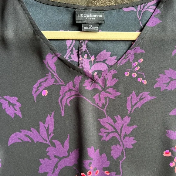 Liz Claiborne Woman Floral Blouse - Size 1X/2X - Picture 7 of 11